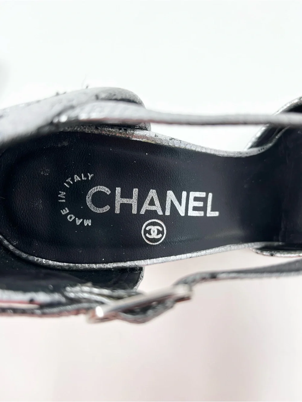 Vintage Chanel Silver Leather CC Logo Cap Toe Platform High Heels Pumps 36.5
